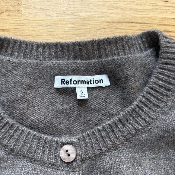 Reformation Clara Cardigan - Picture 4 of 6